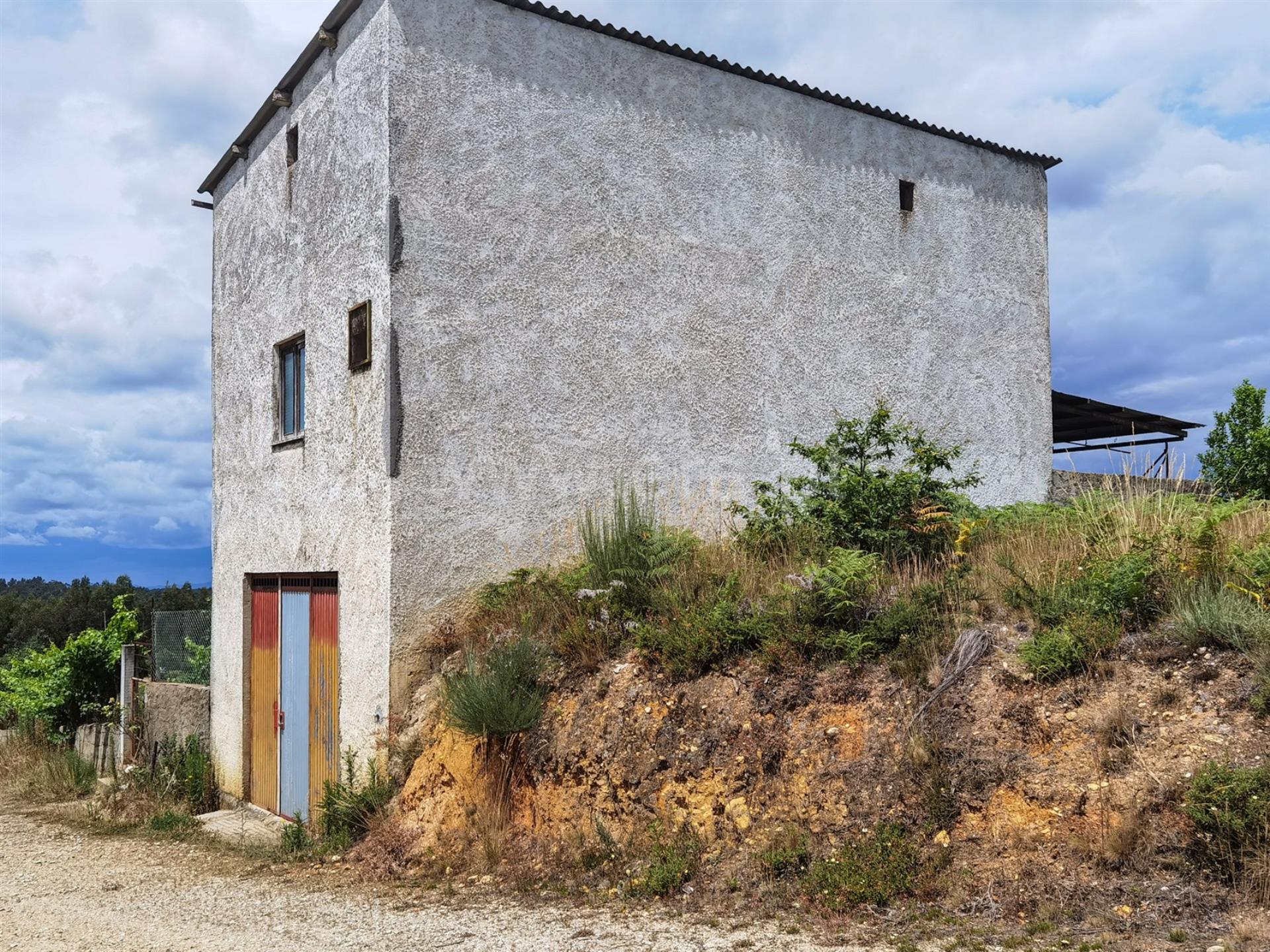 vendo quinta em Candosa